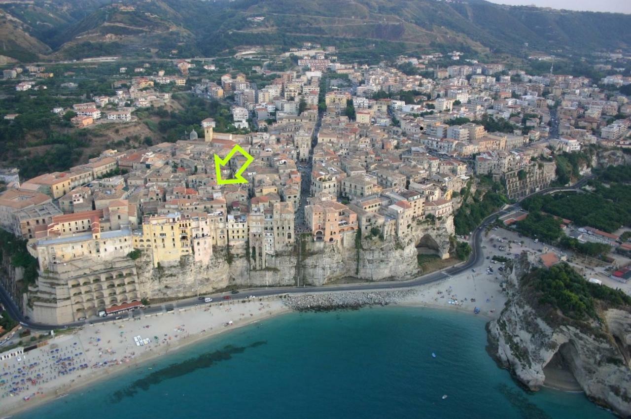 Апартаменты Astoria Tropea Centro Storico Экстерьер фото